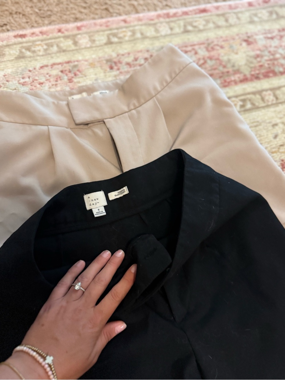 a new day High-Waist Tailored Shorts in Black and Light Taupe - Picture 2 of 3